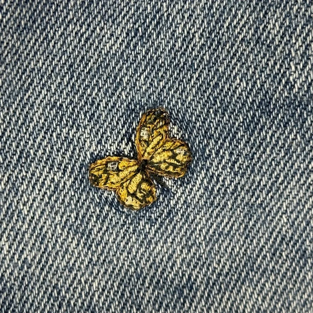Arizona Jean Co Highest Rise Curvy Mom‎ Jeans Blue Butterfly Embroidered Size 13